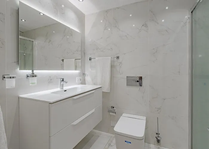 Fanabe Tenerife * Costa Adeje (Tenerife)