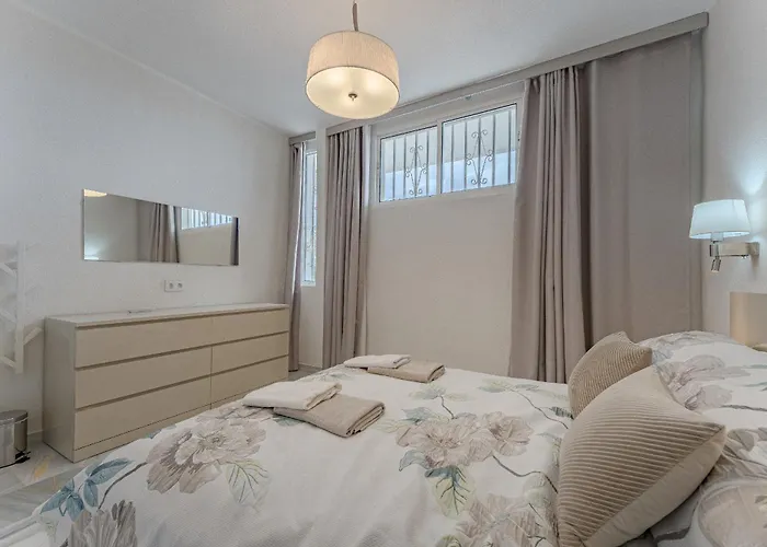 Fanabe Tenerife * Costa Adeje (Tenerife)