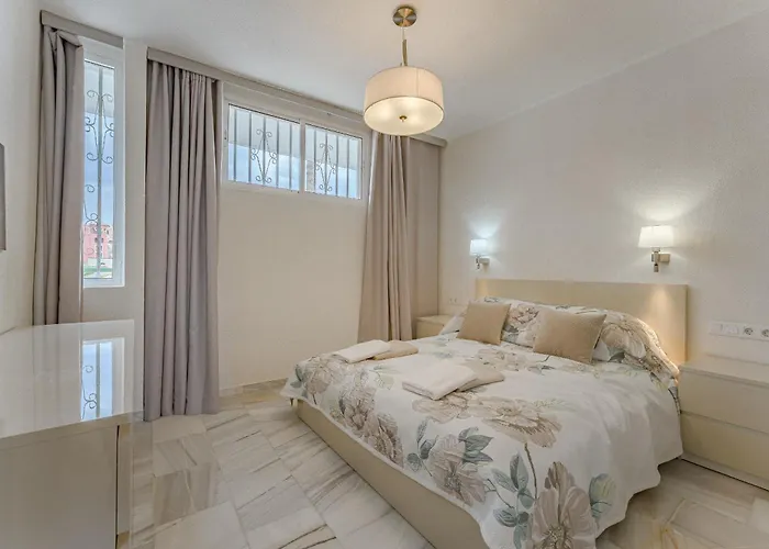 Fanabe Tenerife * Costa Adeje (Tenerife)