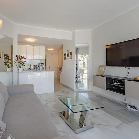 Fanabe Tenerife Apartament *